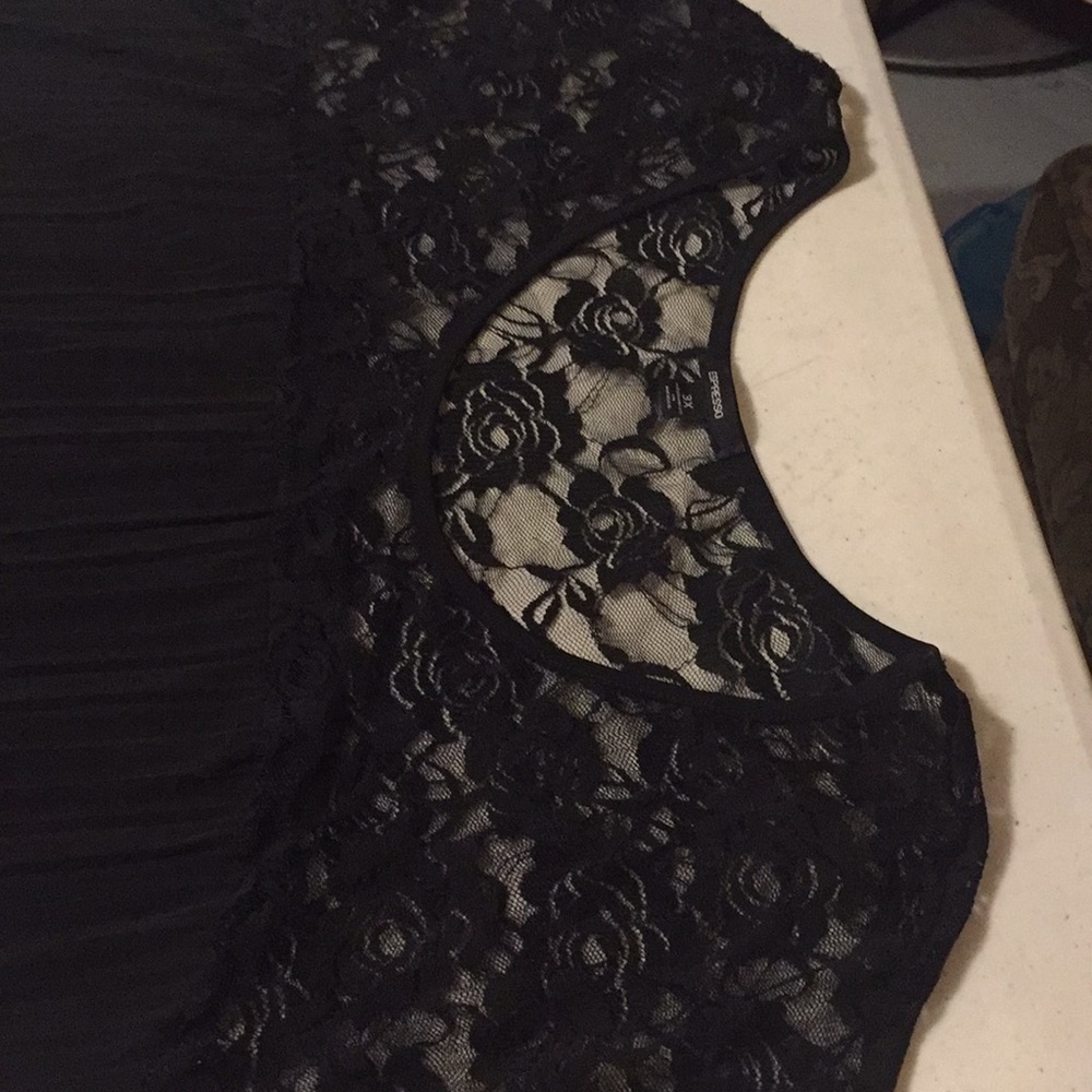 Blouse - Picture 7 of 8